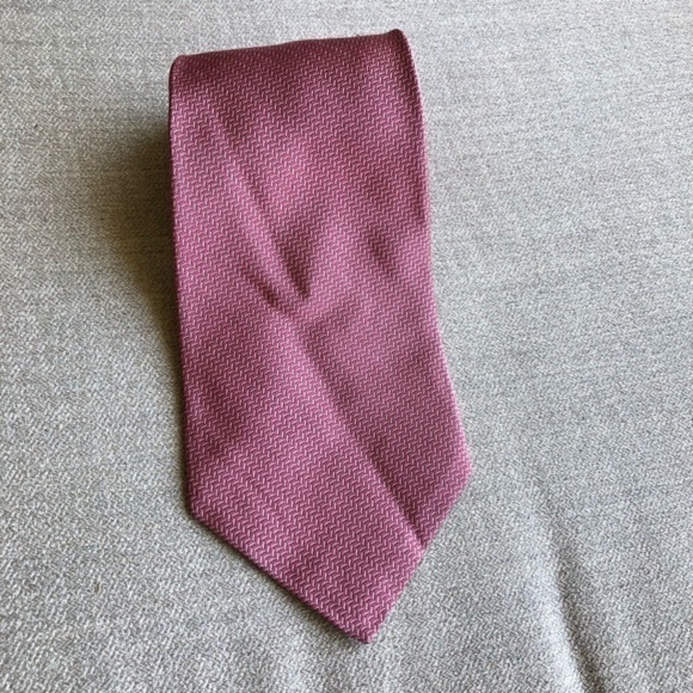 Polo Ralph Lauren Saks Fifth Avenue Pink Chevron Silk Tie Handmade
